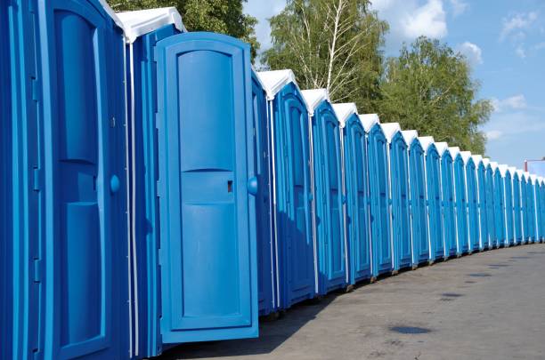 Best Portable restroom trailer rental  in Lewiston, CA
